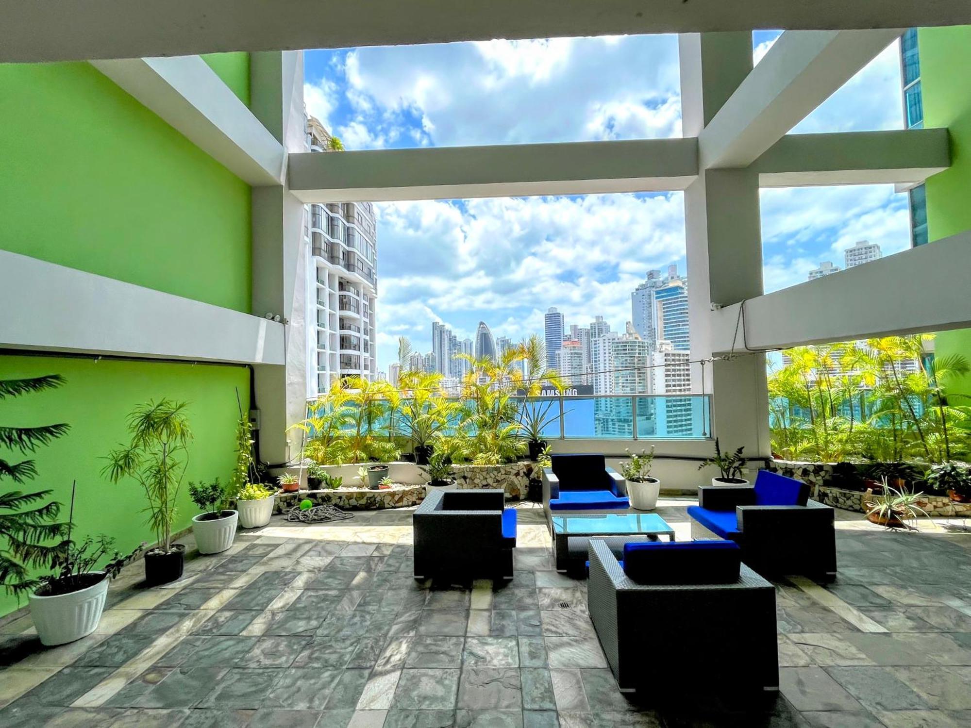 Yc 3602 L Apartamento 2Br En Av Balboa Panama City Exterior photo