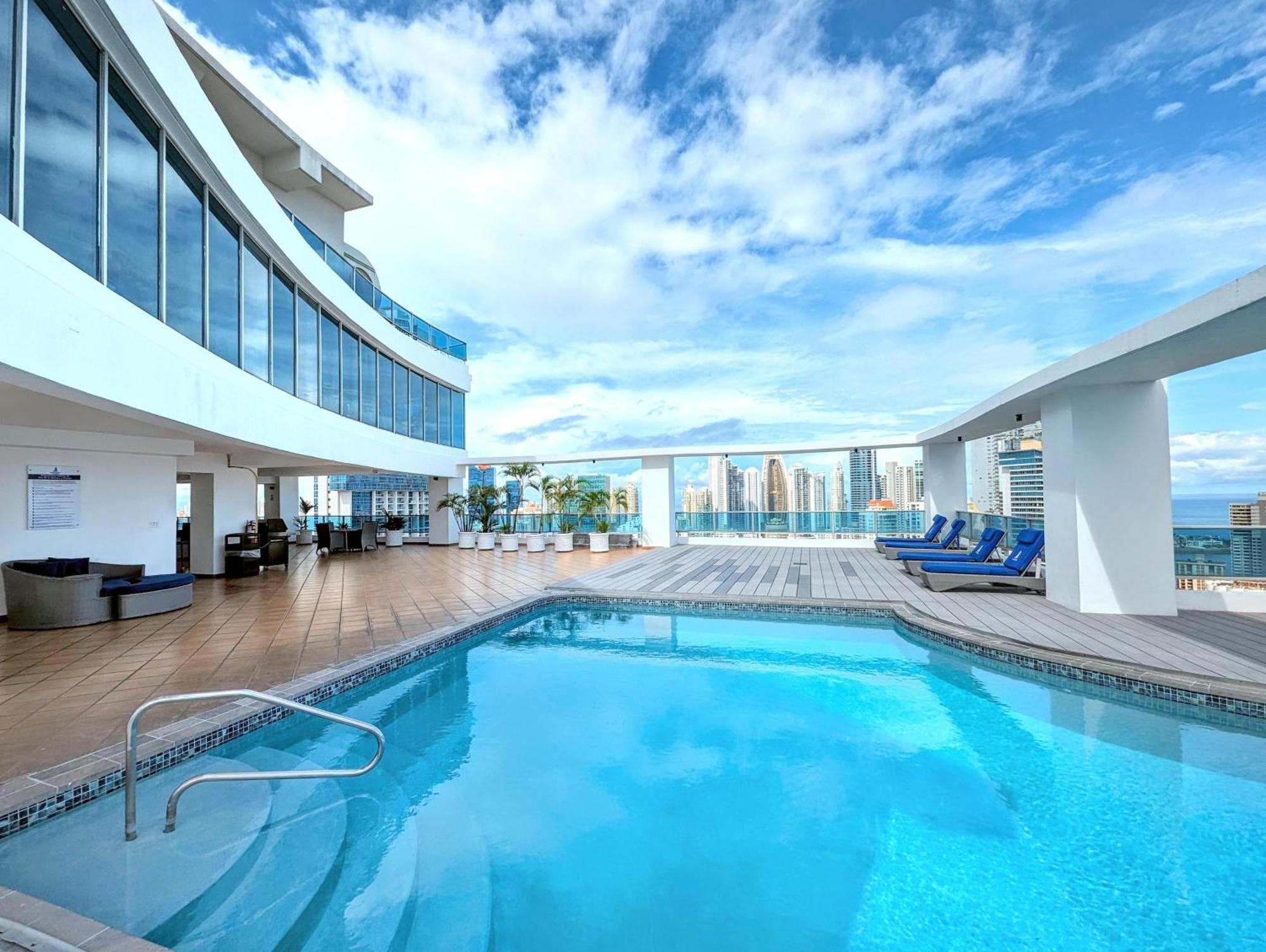 Yc 3602 L Apartamento 2Br En Av Balboa Panama City Exterior photo